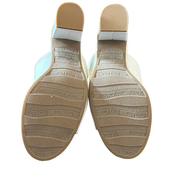 Easy Street Carmella Stretch Block Heeled Mule Open Toe NEW Size 6 WIDE - Picture 10 of 11